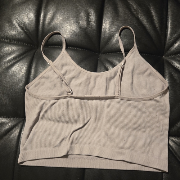 Light White Ribbed Crop Top - Picture 2 of 2